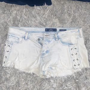 Super cute hollister jean shorts